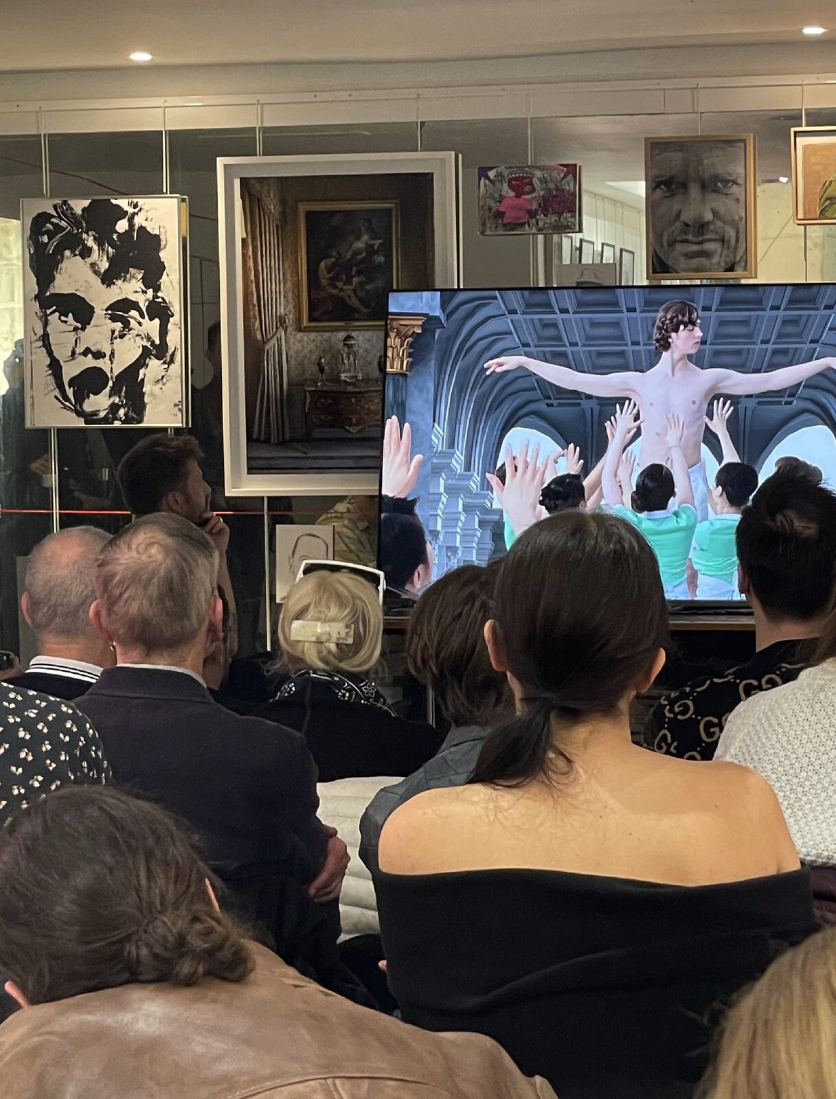 Opening night, Paris
